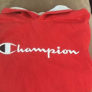 Boys champions hoodie - red - M